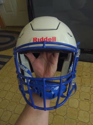 Adult large white Riddell SpeedFlex Helmet