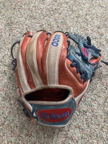 Used Right Hand Throw 11.5" A2000 Baseball Glove