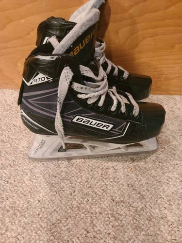 Junior Used Bauer Supreme S170 Hockey Goalie Skates Regular Width Size 1.5