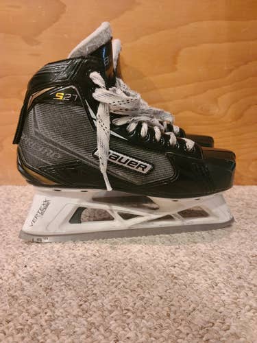 Junior Used Bauer Supreme S27 Hockey Goalie Skates Regular Width Size 3.5