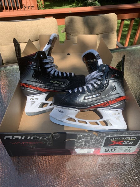 Senior Used Bauer Vapor X2.9 Hockey Skates Extra Wide Width Size 8