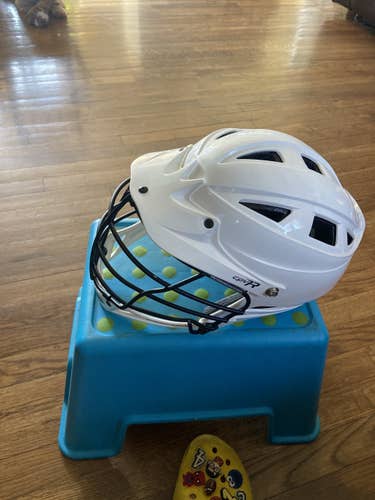 White Adult Player's Cascade CPV-R Helmet