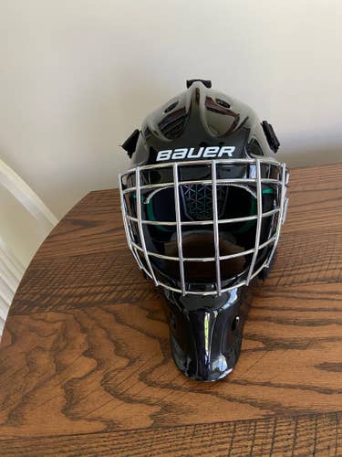 Black Junior New Bauer NME 4 Goalie Mask