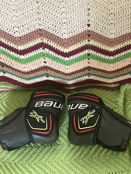 Used Medium Bauer VAPOR 2X PRO Elbow Pads