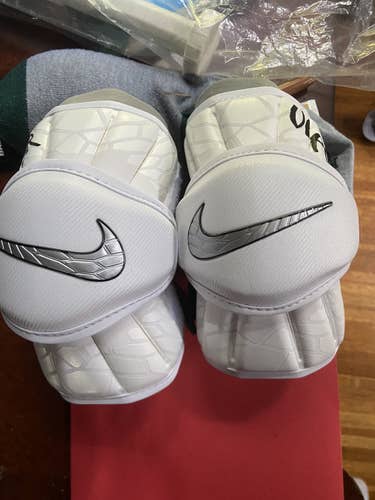 nike vapor arm pads