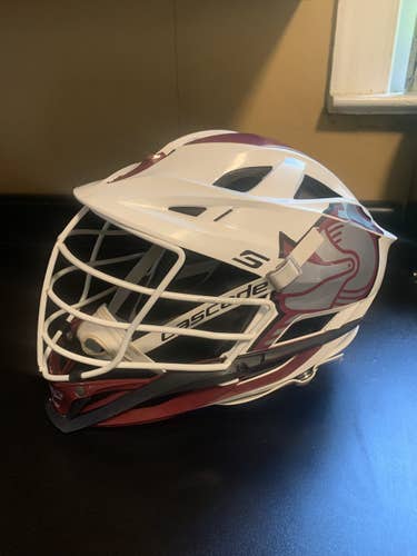 White Adult Player's Cascade S Helmet