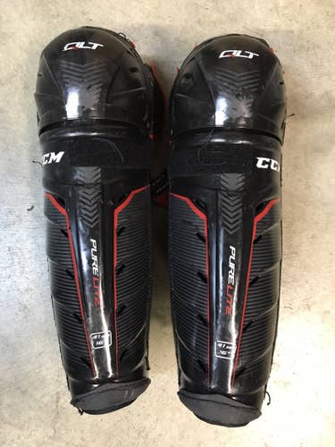 CCM purelite/QLT mens shin pads