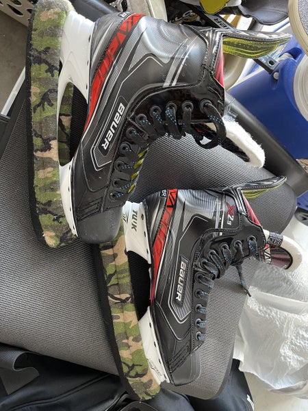 Senior Bauer Extra Wide Width Size 8.5 Vapor X2.9 Hockey Skates
