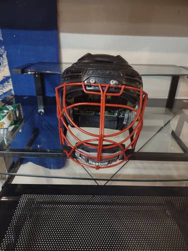 Black Senior Used Bauer Goalie Mask