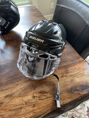 Black New Small Bauer Re-Akt 75 Helmet