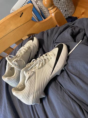 White Nike Lacrosse Cleats