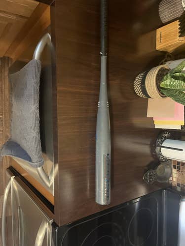 Used Easton (-11) 31" Ghost Bat