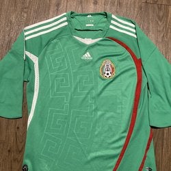Adidas Mexico Soccer Jersey. Adult Medium