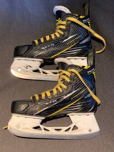 Used Junior CCM Ultra Tacks Hockey Skates Size 5