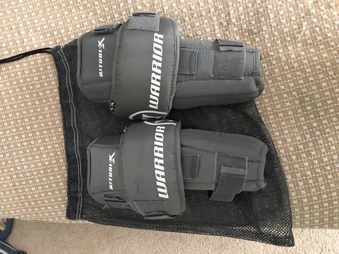 Warrior Ritual X Junior knee pads