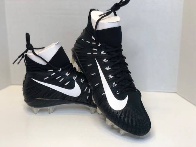 Nike Alpha Menace Elite TD P, Football Cleats, Men’s 10.5, Black and White