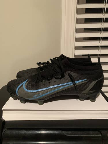 Black Used Molded Cleats Nike Mercurial Vapor 13 Cleats