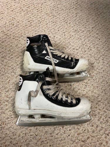 Junior Used Bauer Supreme 1000 Hockey Goalie Skates Regular Width Size 7
