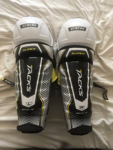 New Senior CCM Super Tacks Shin Pads
