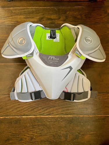 Maverik Max EKG Shoulder Pads - Med