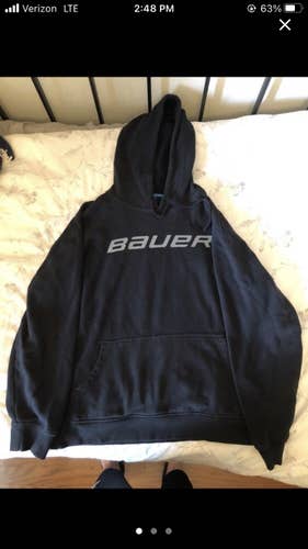 Bauer Hoodie And Howies Koozie Bundle