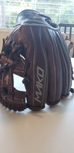 Brown Used Kid Pitch (9YO-13YO) Right Hand Throw Infield Easton Mako Baseball Glove 11.25"