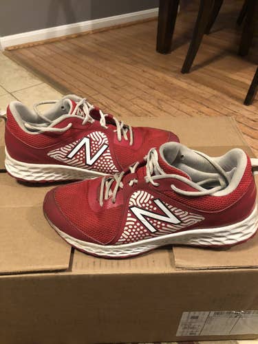 New Balance men’s fresh foam 3000 turf shoes, Size 11.5