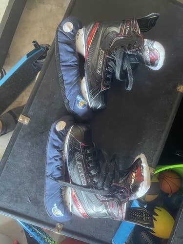 Junior Bauer Size 3 Vapor X LTX Pro Hockey Skates