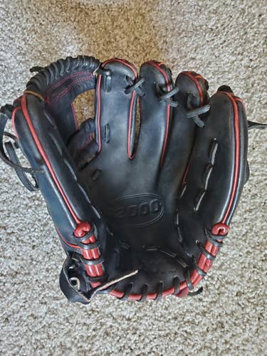 Used Wilson A2000 DP15 rht