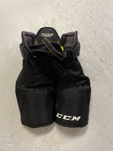 Jr Small CCM Tacks Hockey Pants