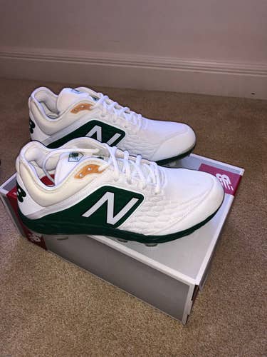 White New Youth Men's Size 8.0 Molded Cleats New Balance Low Cut PL3000O4