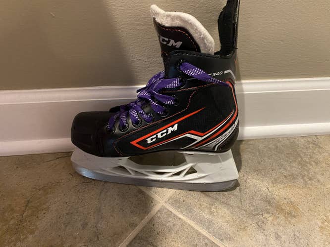 Youth Used CCM JetSpeed FT340 Hockey Skates Size 1