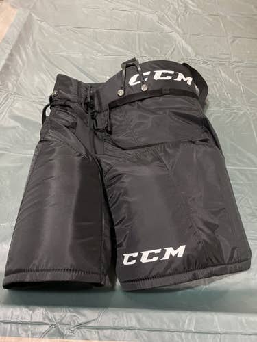 Black Senior Used Medium CCM Jet Speed Edge Hockey Pants