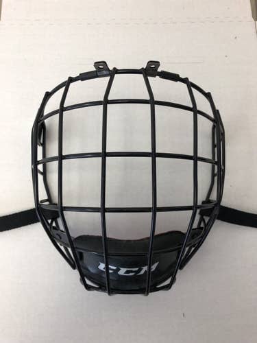 Used Senior CCM FM580 Hockey Full Cage Black Large face mask sr