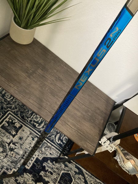 Bauer Right Handed Nexus 2N Pro Hockey Stick