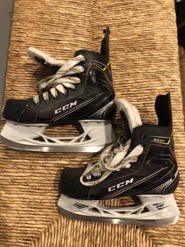 Used Youth CCM Tacks 9050 Hockey Skates Size 1.5