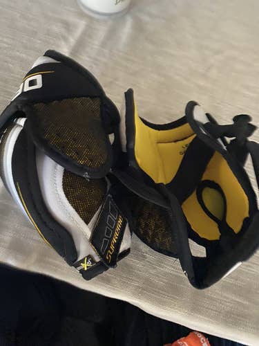 Bauer S190 Elbow pads