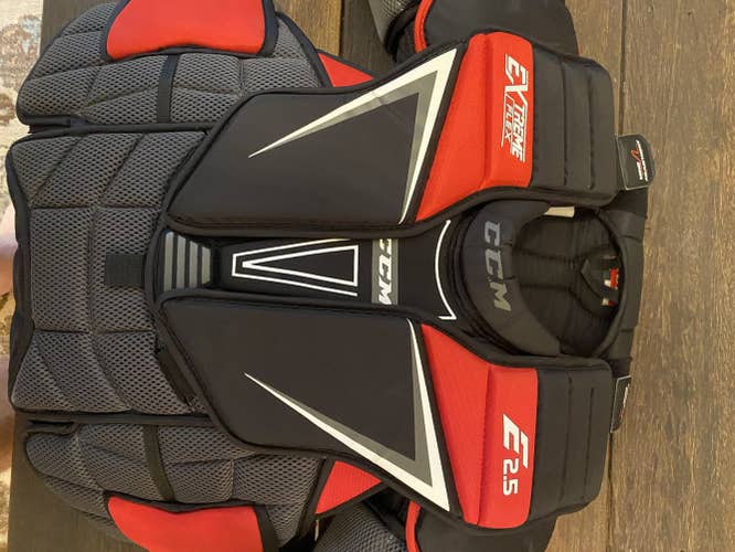CCM Extreme Flex Shield E2.5 Hockey Goalie Chest & Arm Protectors