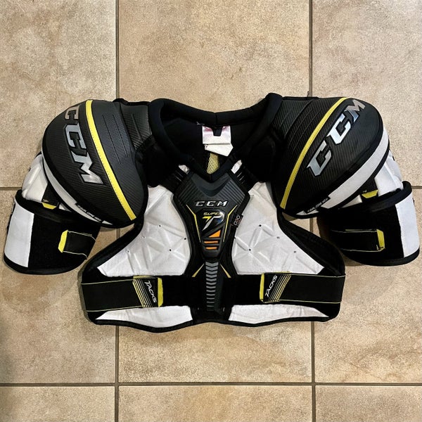 CCM Super Tacks Shoulder Pads Sz M
