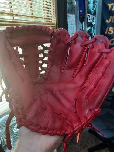 Red Used High School/College Rawlings Right Hand Throw GG Elite Baseball Glove 11.5"