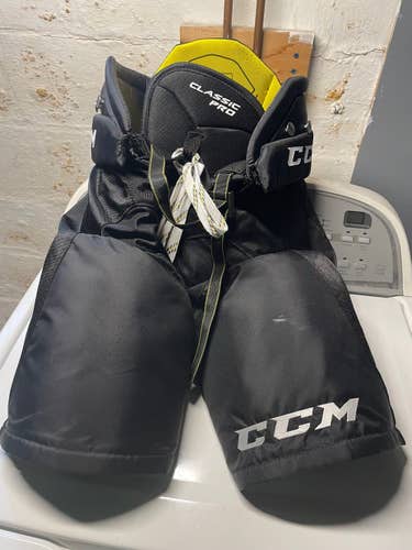 Black Senior Used Small CCM Classic Pro Hockey Pants