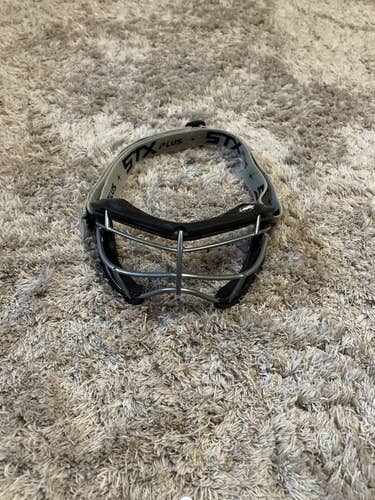 Black STX Women’s Lacrosse Goggles
