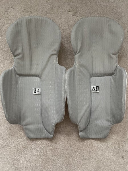 Used Reebok 8K Pro Shin Pad Liners