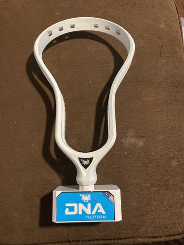 White New Unstrung 1DNA Head, 2 M1 and 1 ceo