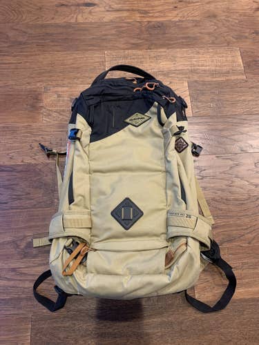 Dakine Poacher 26 L RAS Ski Backpack - Benchetler Edition