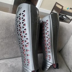 NEW!!! Adidas LUX Shinguards Size Small