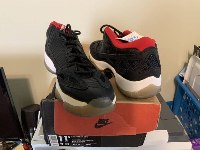 Black Adult New Men's Size 11.5 (Women's 12.5) Air Jordan Shoes