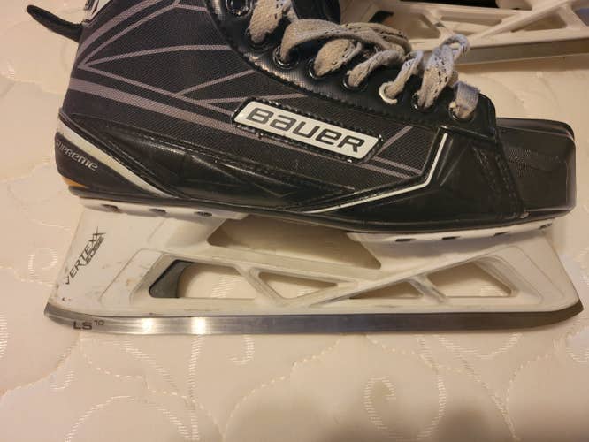 Senior Used Bauer Supreme S170 Hockey Goalie Skates Regular Width Size 9