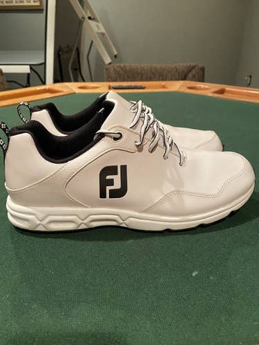White Men's Size Men's 10.5 (W 11.5) Footjoy Golf Shoes