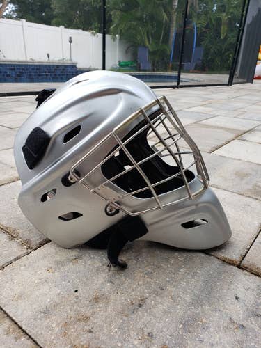 Metallic Silver Refurbished Senior Bauer Concept C2 Goalie Mask